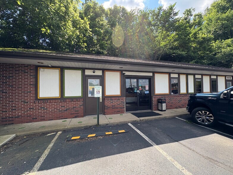 3058 Washington Pike, Bridgeville, PA à vendre - Photo de l’immeuble – Image 3 sur 20