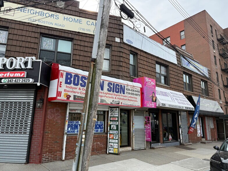 2530 Boston Rd, Bronx, NY à vendre - Photo de l’immeuble – Image 2 sur 21