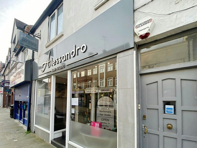 91 Guildford St, Chertsey à louer - Photo de l’immeuble – Image 2 sur 18