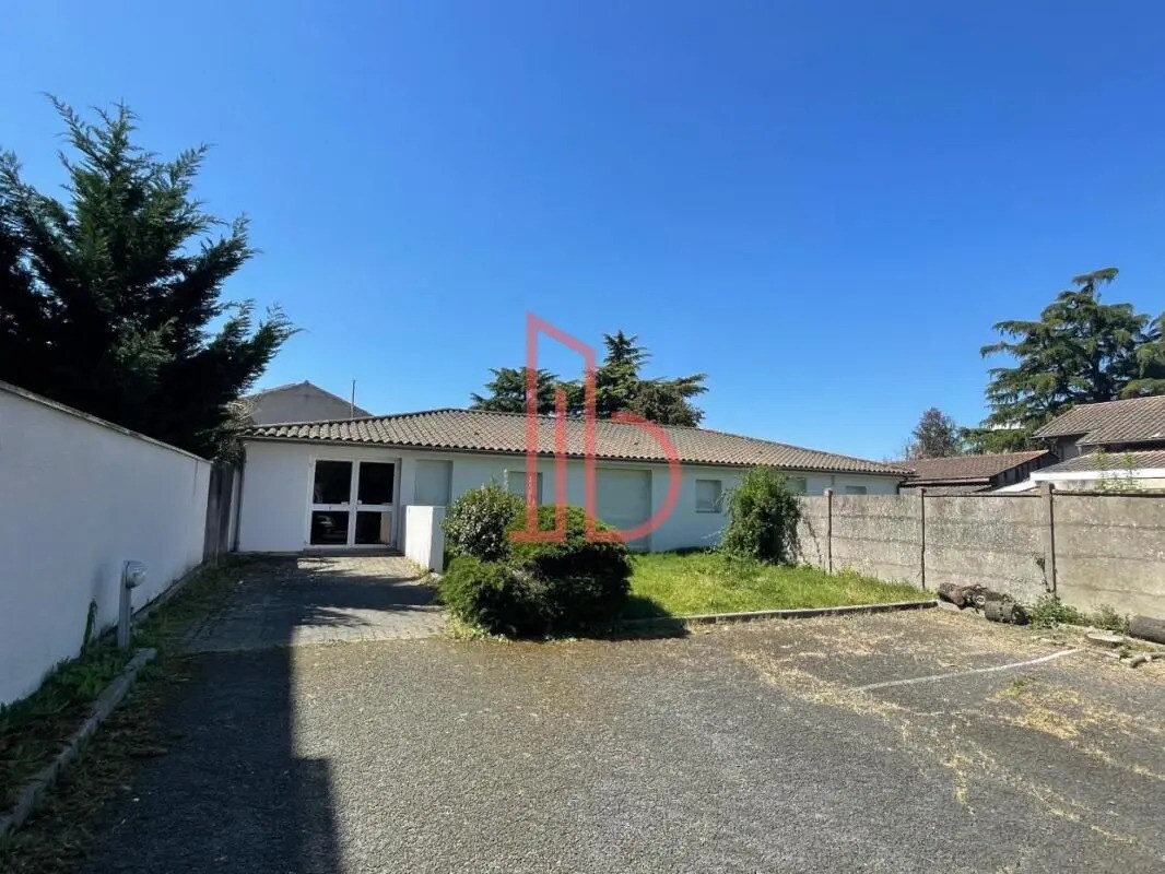 Bureau dans VILLENAVE-D'ORNON à vendre Photo de l’immeuble– Image 1 sur 8