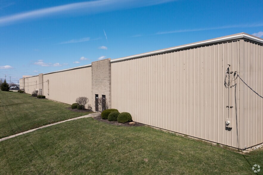 9778-9786 Inter Ocean Dr, West Chester, OH à louer - Photo principale – Image 1 sur 5