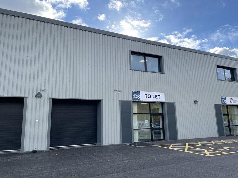 200 Scotia Rd, Stoke On Trent à louer - Photo de l’immeuble – Image 3 sur 22