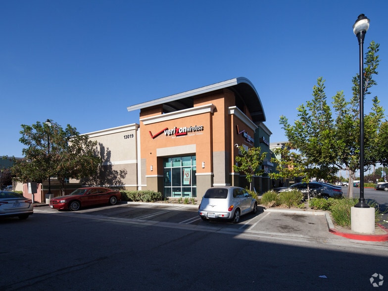 Shoemaker Ave, Norwalk, CA à louer - Photo principale – Image 2 sur 11