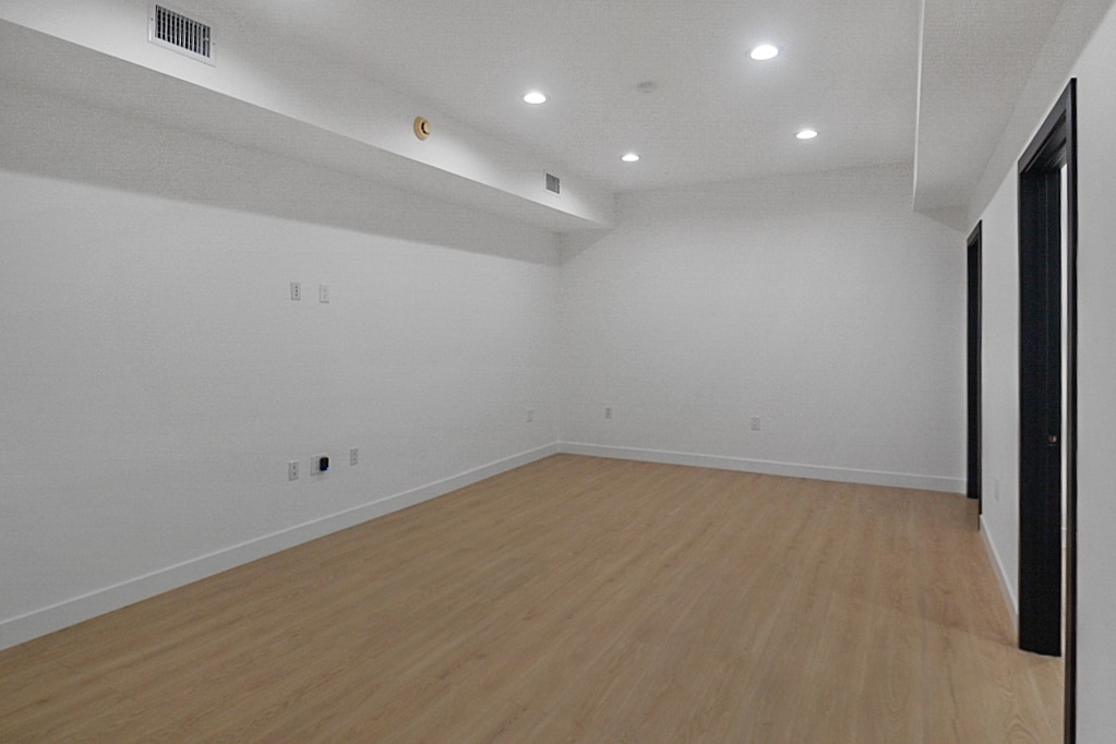 14852 Ventura Blvd, Sherman Oaks, CA à louer Photo intérieure– Image 1 sur 7