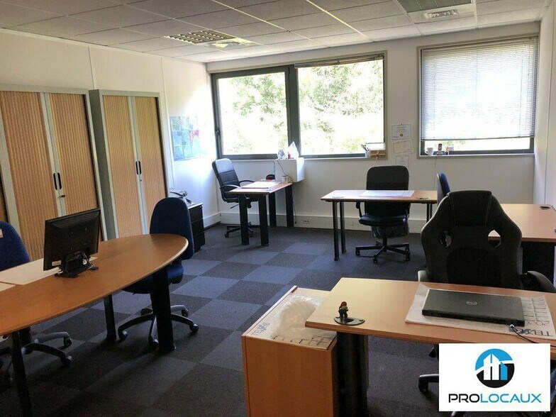 Bureau dans Bernin à vendre - Photo intérieure – Image 3 sur 3