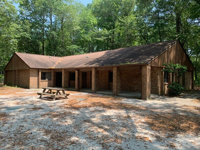 1500 Chestnut Rd, Elgin, SC à vendre - Photo de l’immeuble – Image 2 sur 19