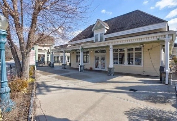 238 Saw Mill River Rd, Millwood, NY à louer - Photo de l’immeuble – Image 2 sur 8