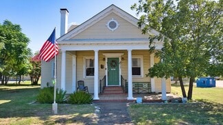 Plus de détails pour 1016 Main St, Kerrville, TX - Bureau à vendre