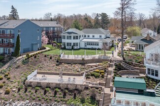 Plus de détails pour 5653 Lake Rd, Geneva, OH - Hôtellerie à vendre