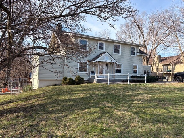 6725 W 76th St, Overland Park, KS à vendre - Photo principale – Image 1 sur 9