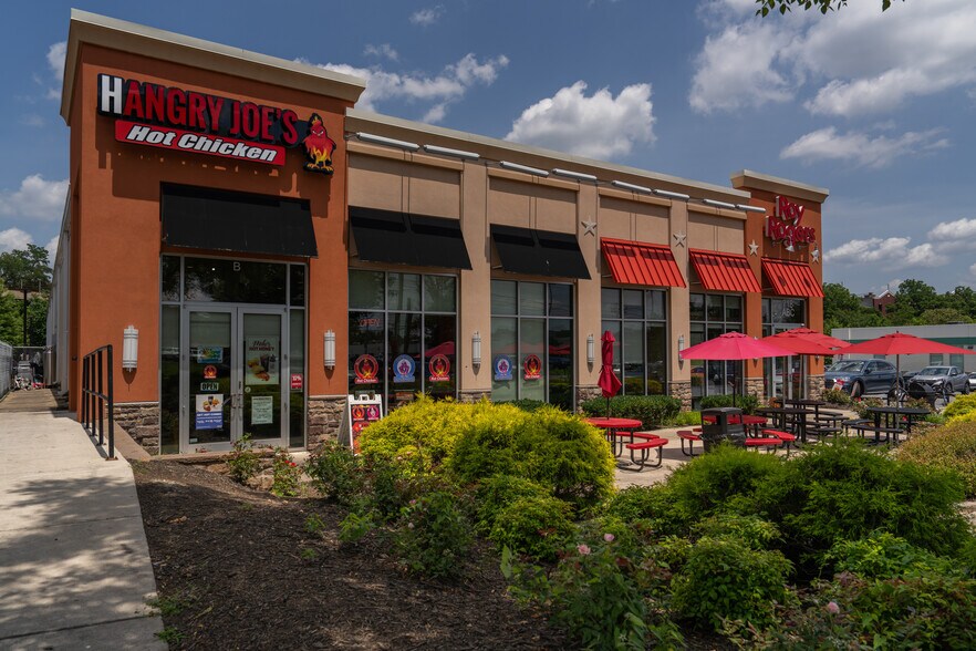 718 Rockville Pike, Rockville, MD à vendre - Photo de l’immeuble – Image 3 sur 7