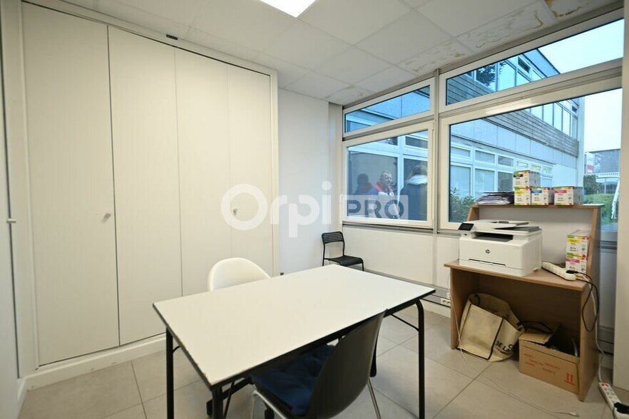 220 Route De Grenoble, Saint-Priest à louer - Photo intérieure – Image 3 sur 8