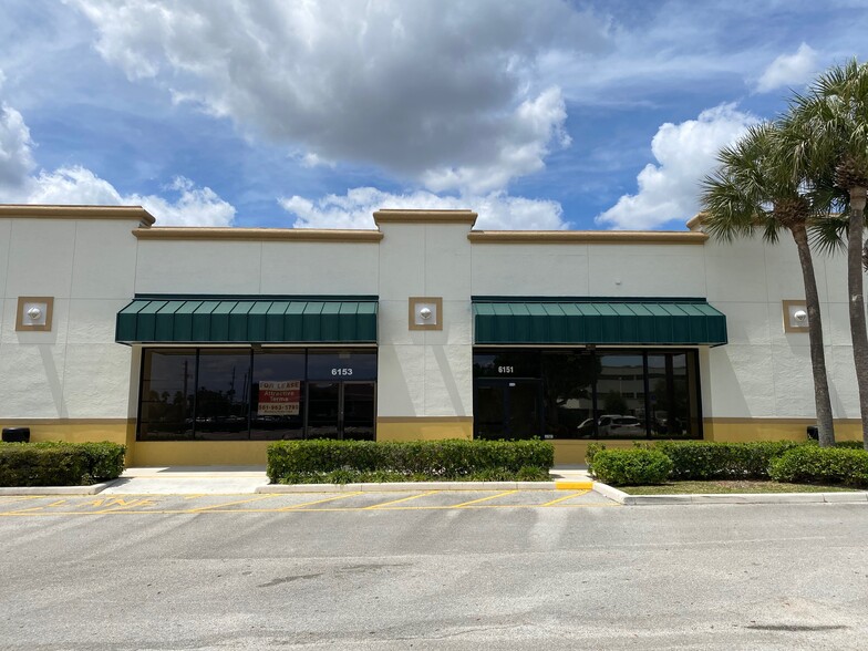 6125-6155 Lake Worth Rd, Lake Worth, FL à louer - Photo de l’immeuble – Image 2 sur 10