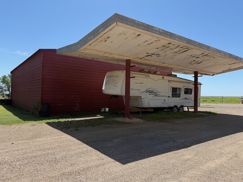 1530 Interstate Highway 27, Hale Center, TX à vendre - Photo de l’immeuble – Image 3 sur 15