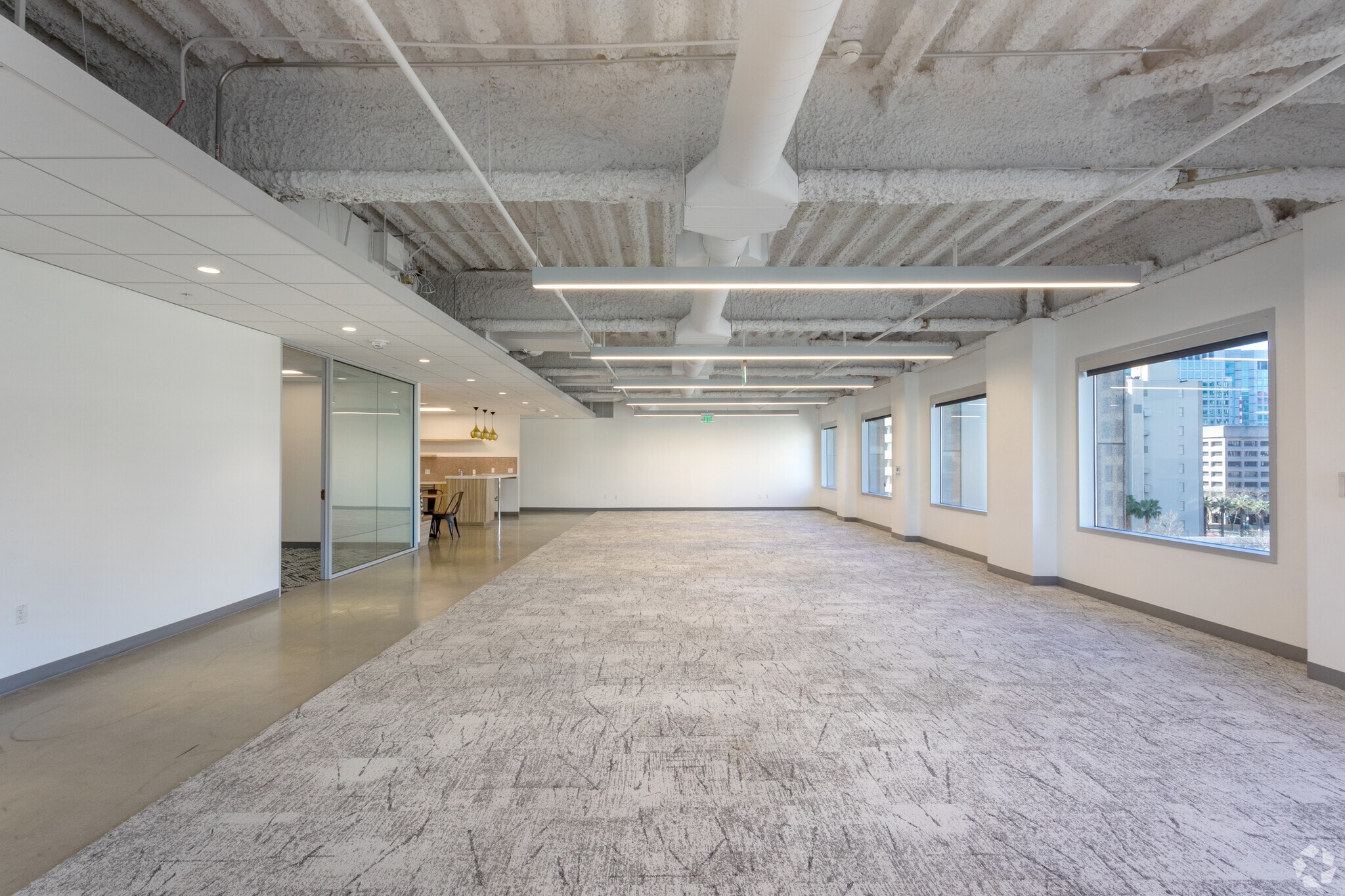 160 W Santa Clara St, San Jose, CA à louer Photo intérieure– Image 1 sur 9