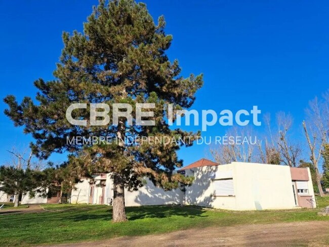 Plus de détails pour Bureau à louer