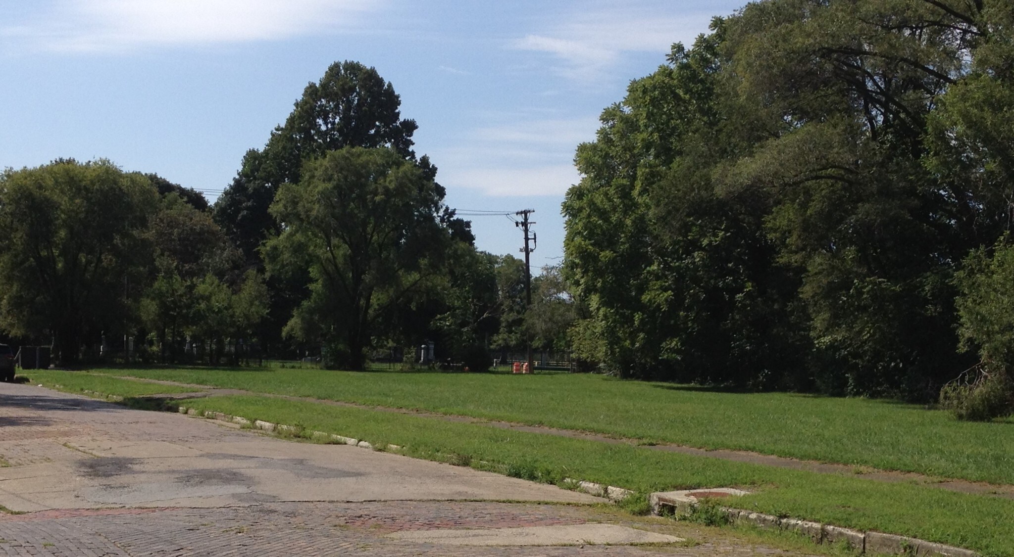 1710 Mentor Ave, Cleveland, OH à vendre Photo principale– Image 1 sur 3