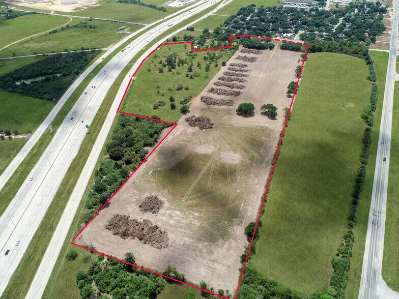 1408 Ward Bend Rd, Sealy, TX à vendre - Photo de l’immeuble – Image 3 sur 15