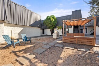 Plus de détails pour 1720 Wooten Park Dr, Austin, TX - Logement à vendre