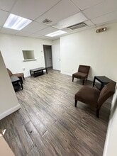 160 NW 176th St, Miami Gardens, FL à louer Photo intérieure– Image 2 sur 4