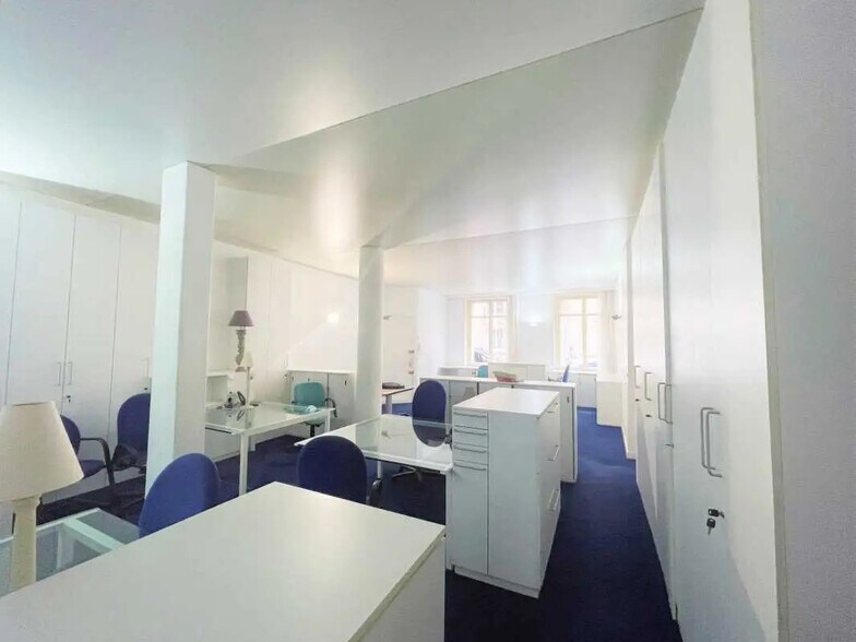 Bureau dans Paris à louer - Photo de l’immeuble – Image 3 sur 7