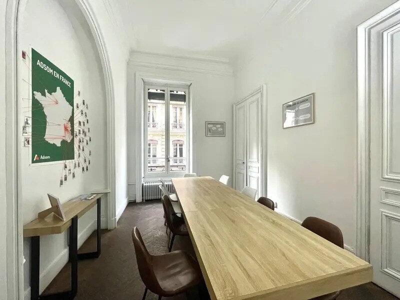 Bureau dans Lyon à louer Photo de l’immeuble– Image 1 sur 8