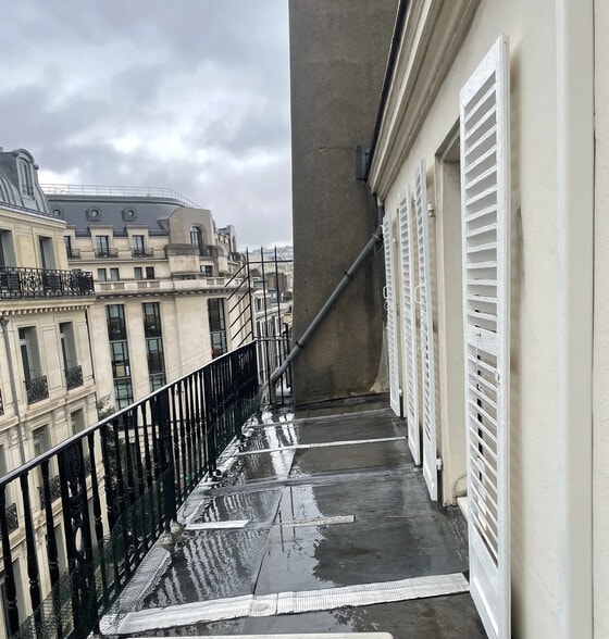 Rue Laffitte, Paris à louer - Photo de l’immeuble – Image 1 sur 6