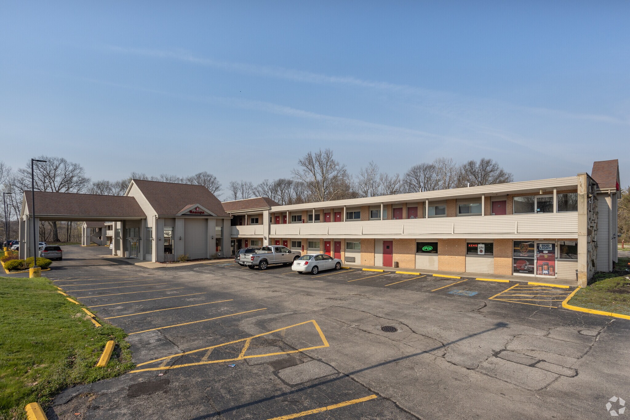 22115 Brookpark Rd, Cleveland, OH à vendre Photo principale– Image 1 sur 54