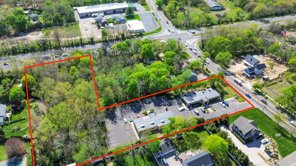 189 (NYS) Route 25, Riverhead, NY à vendre - Photo de l’immeuble – Image 2 sur 72