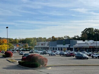 Plus de détails pour 1-14 Candlewood Lake Rd, Brookfield, CT - Local commercial à louer