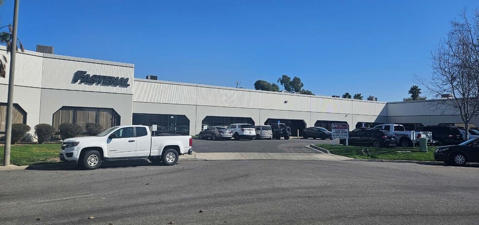 445 Ryan Dr, San Marcos, CA à louer - Photo de l’immeuble – Image 1 sur 4