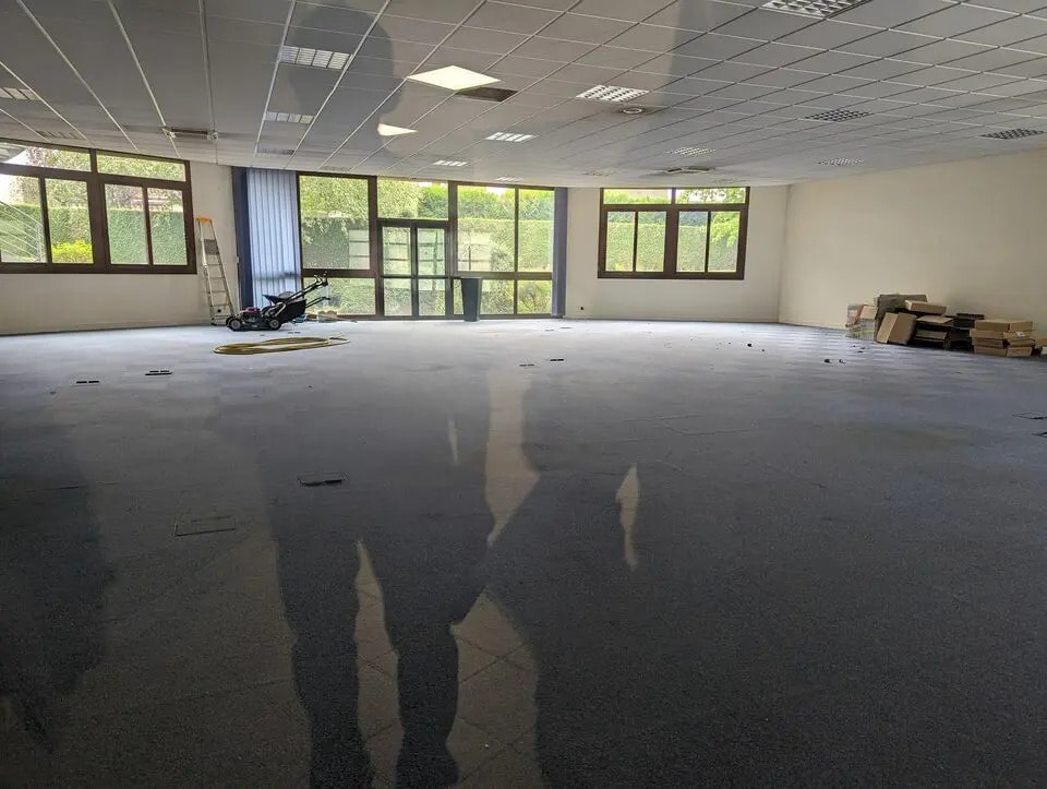 Bureau dans Saint-Étienne-du-Rouvray à louer Photo intérieure– Image 1 sur 7