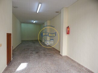 Plus de détails pour Local commercial à vendre