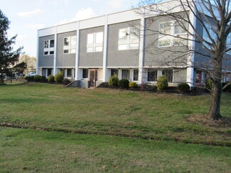 Plus de détails pour 981 State Route 33 W, Monroe Township, NJ - Bureau/Médical à louer