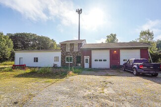 Plus de détails pour 347 Riverside Dr, North Grosvenordale, CT - Industriel/Logistique à vendre