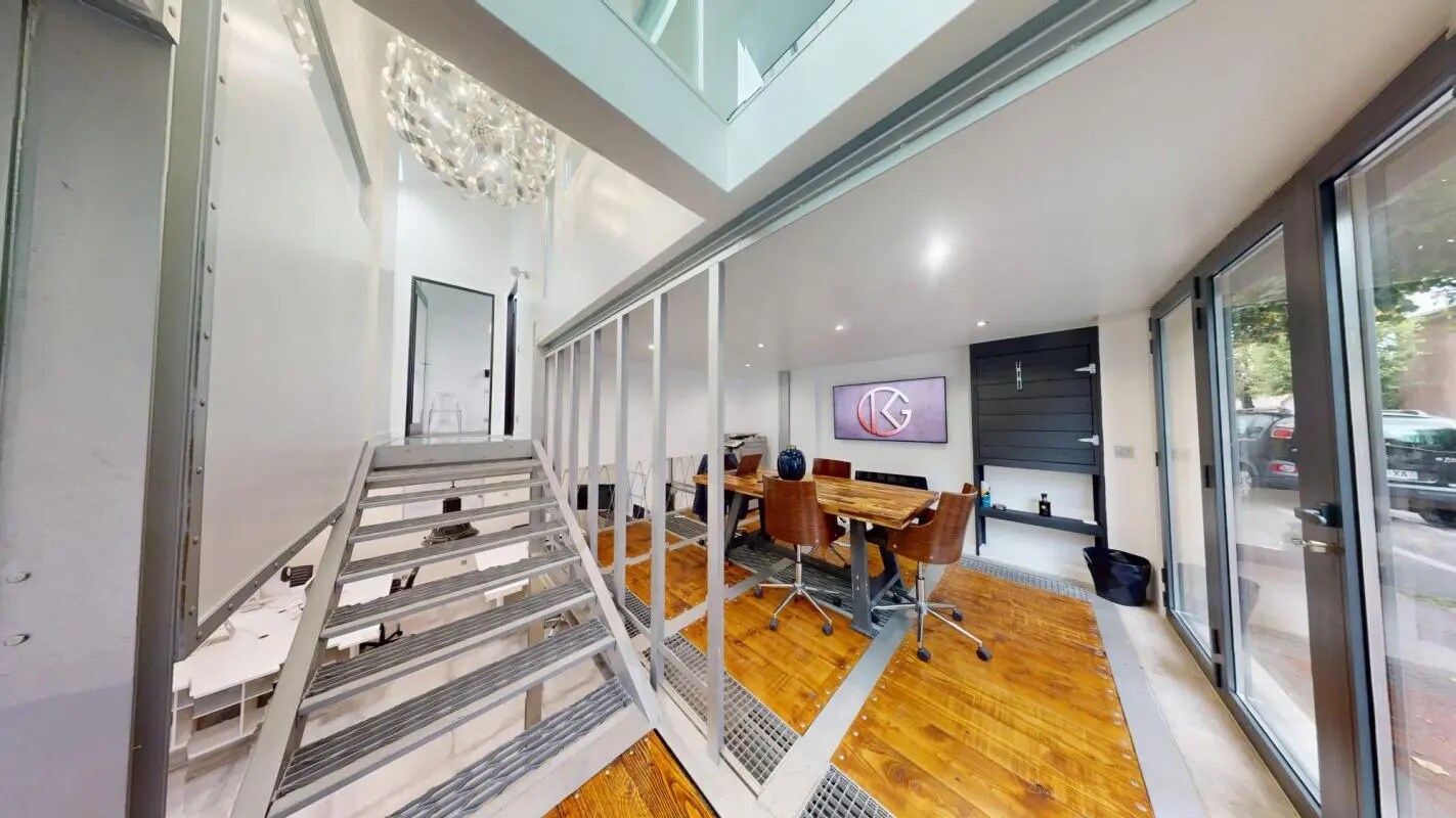 Local d’activités dans Saint-Maur-des-Fossés à louer Photo intérieure– Image 1 sur 10