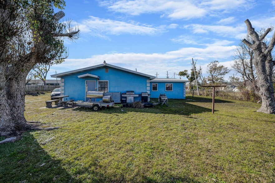 922 N East Ave, Panama City, FL à vendre - Photo de l’immeuble – Image 3 sur 38