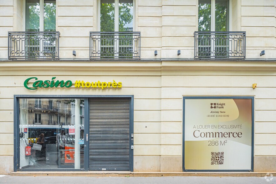 14 Avenue Franklin D. Roosevelt, Paris à louer - Photo de l’immeuble – Image 3 sur 7