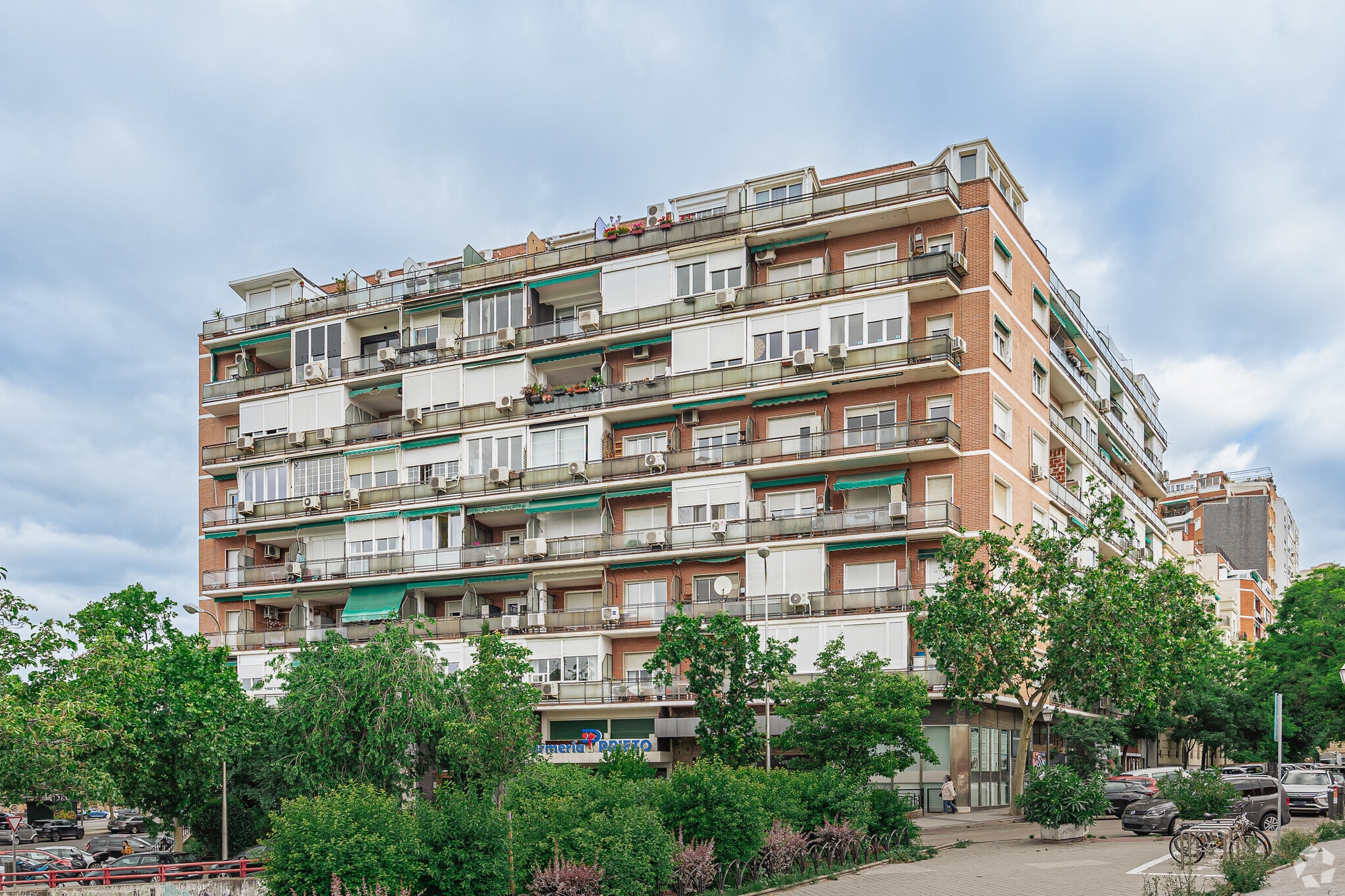 Calle Marqués de Lema, 7, Madrid, Madrid à louer Photo principale– Image 1 sur 7