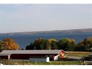 Plus de détails pour 6128 State Route 89, Romulus, NY - Local commercial à louer
