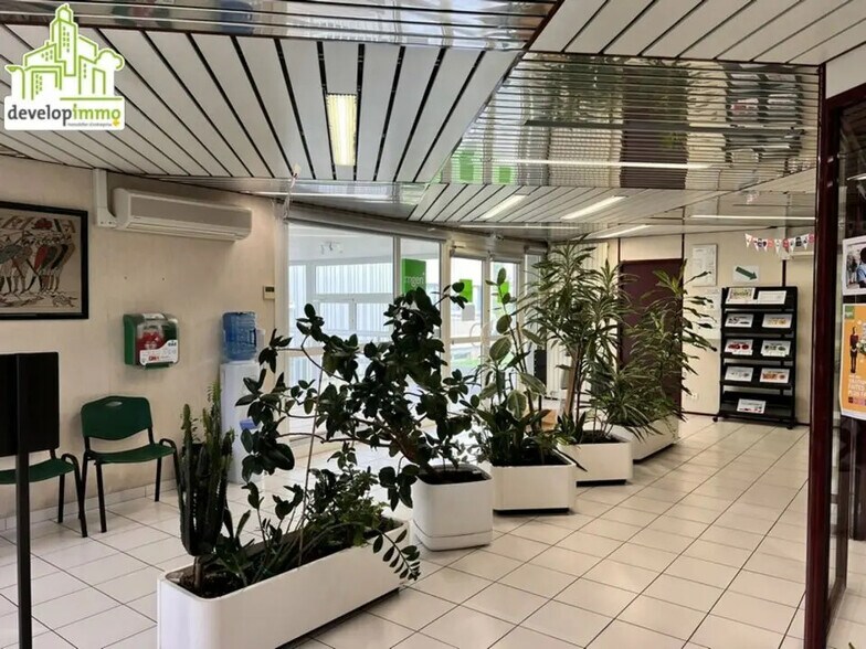 Bureau dans Hérouville-Saint-Clair à vendre - Photo de l’immeuble – Image 3 sur 15