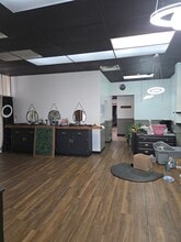 4184 Seneca St, West Seneca, NY à louer Photo intérieure– Image 2 sur 10