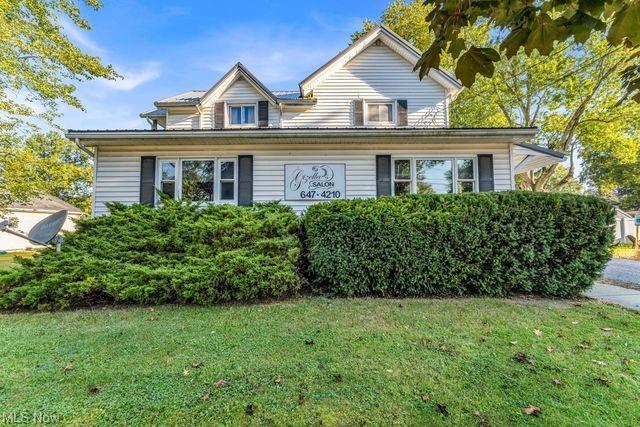 112 Vine St, Wellington, OH à vendre - Photo de l’immeuble – Image 2 sur 44