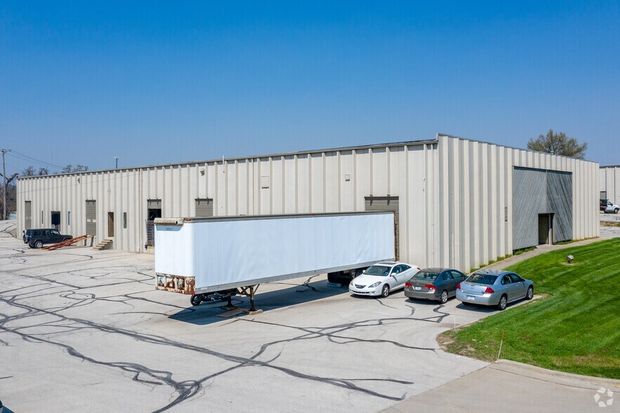 3040-3054 S 44th St, Kansas City, KS à louer - Photo principale – Image 1 sur 3