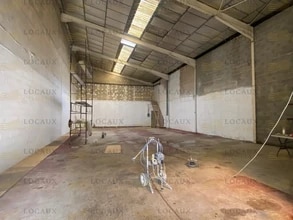 Local d’activités dans Eaubonne à louer Photo intérieure– Image 2 sur 3