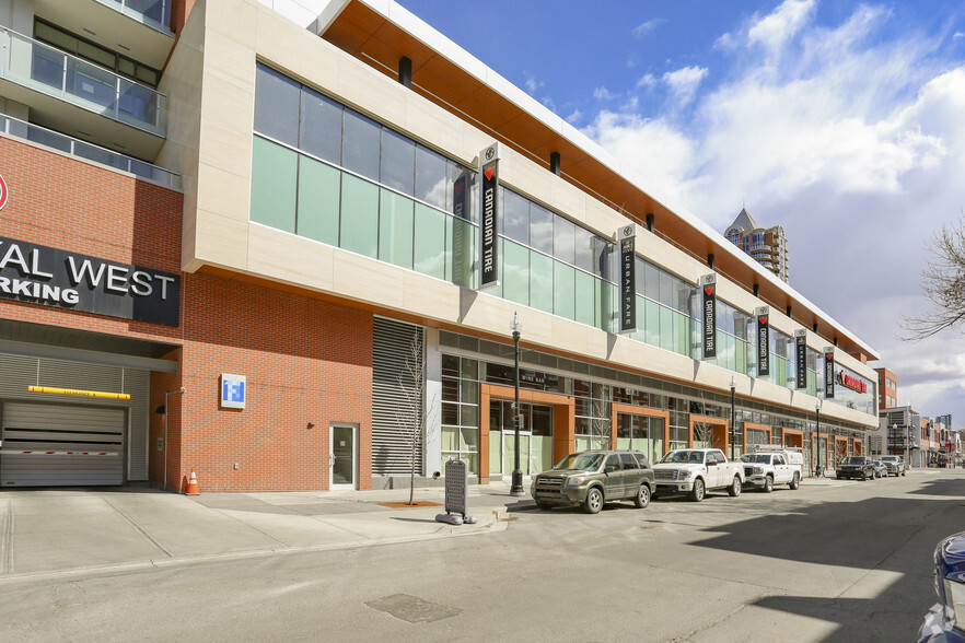 906 16th Ave SW, Calgary, AB à louer - Photo de l’immeuble – Image 3 sur 3