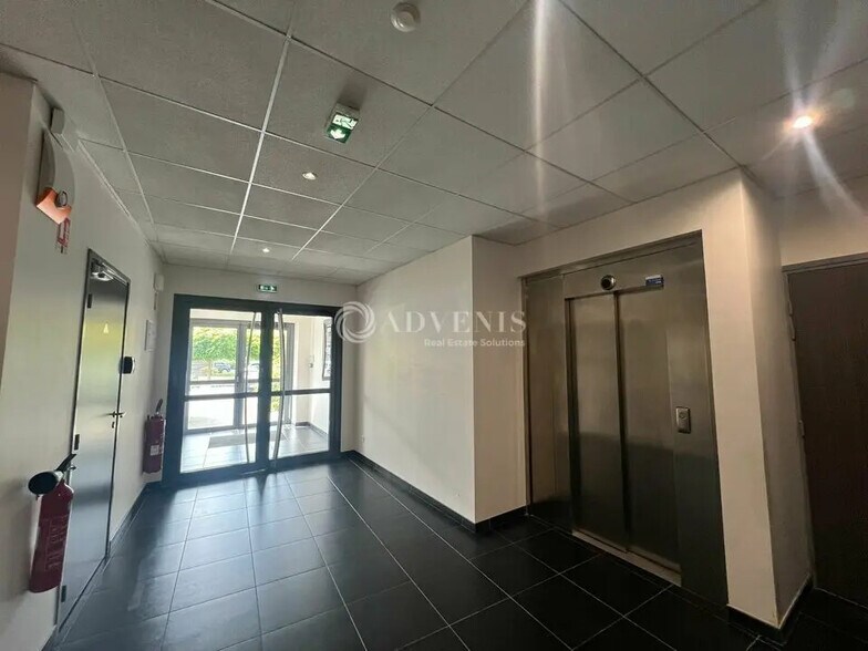 Bureau dans Wasquehal à vendre - Photo de l’immeuble – Image 3 sur 7
