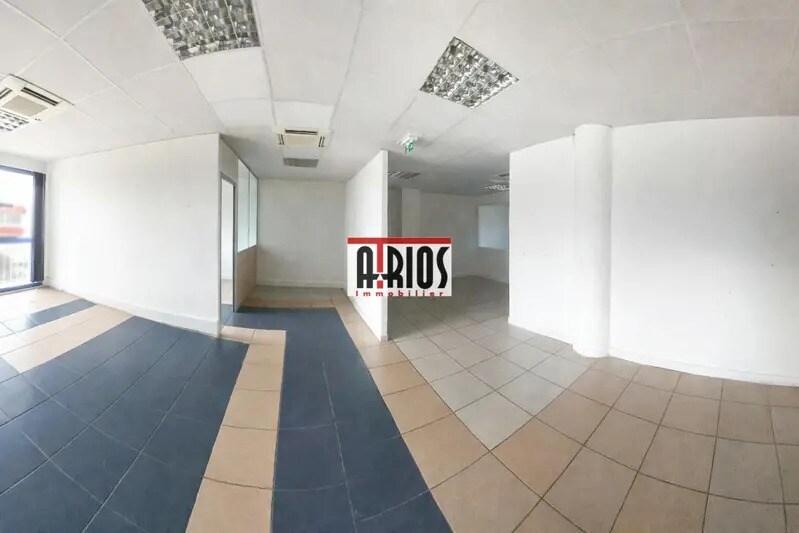 Bureau dans Six-Fours-les-Plages à vendre - Photo intérieure – Image 3 sur 8