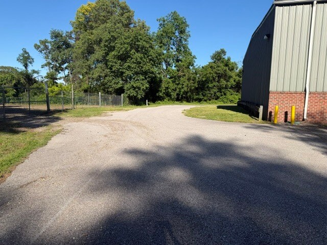 7817 Sandy Farm Rd, Severn, MD à louer - Photo de l’immeuble – Image 2 sur 12