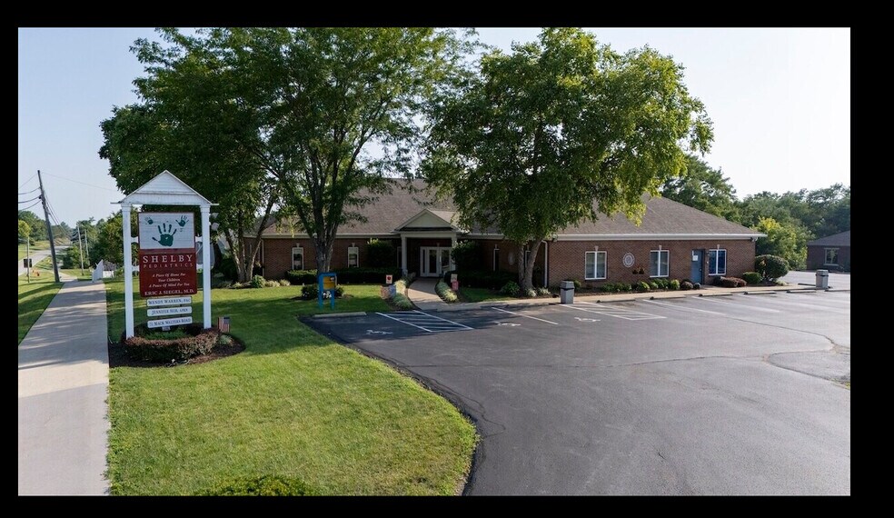 71 Mack Walters Rd, Shelbyville, KY à vendre - Photo de l’immeuble – Image 2 sur 22